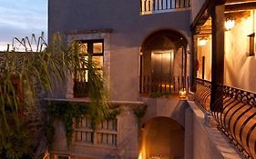 Casa Tierra Negra
